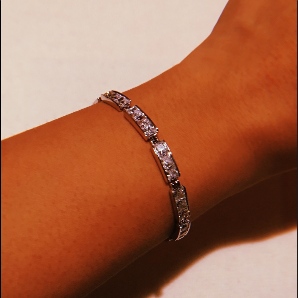 Sterling Silver 8” Bracelet